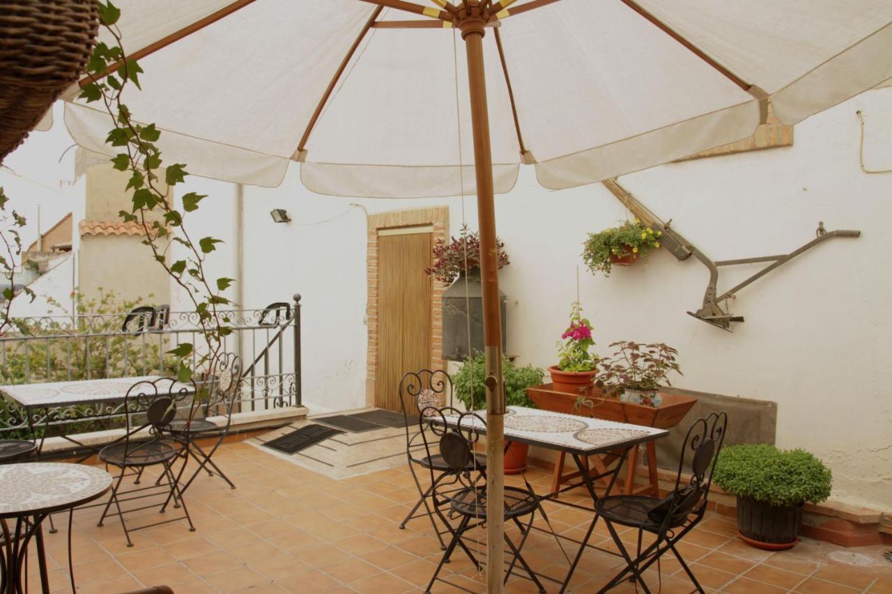 Casa Rural "La Bardena Blanca I " Арґедас Екстер'єр фото