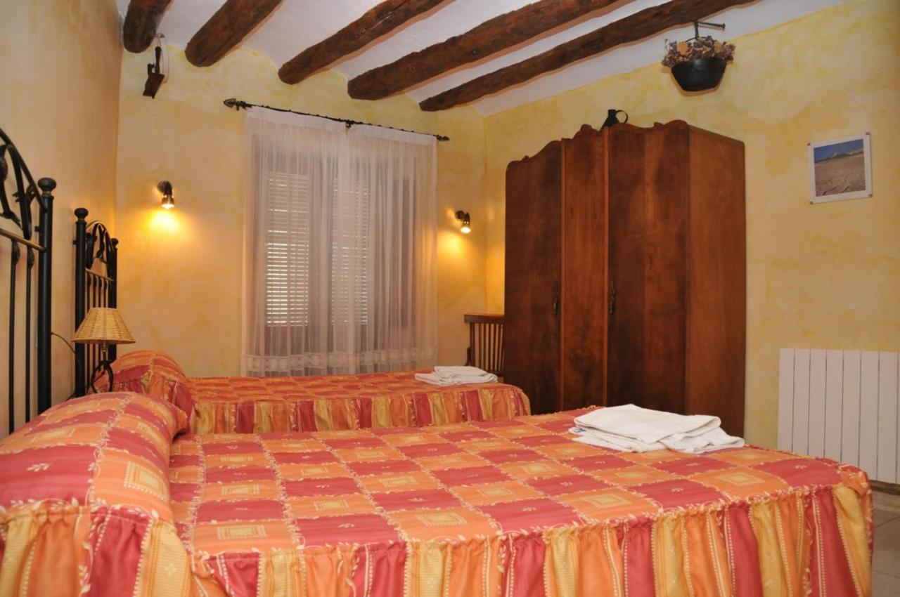 Casa Rural "La Bardena Blanca I " Арґедас Екстер'єр фото