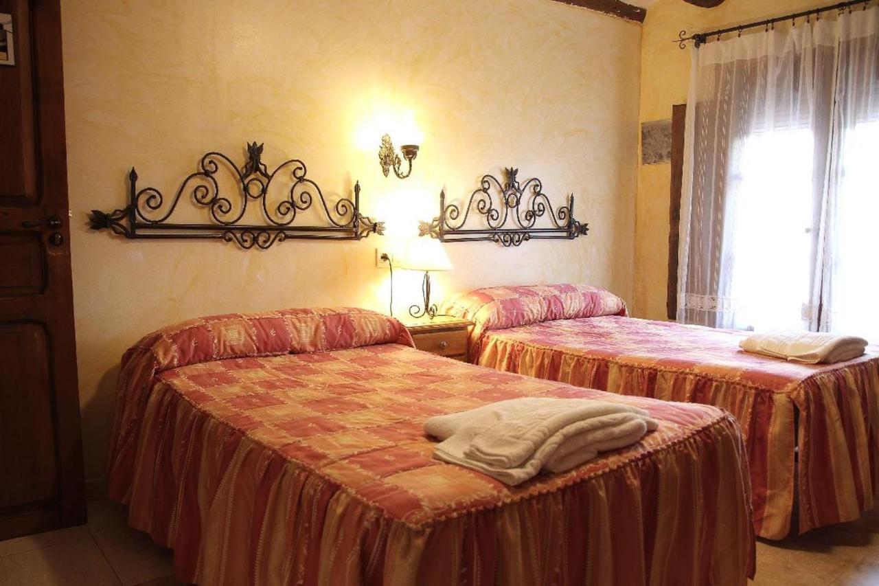 Casa Rural "La Bardena Blanca I " Арґедас Екстер'єр фото